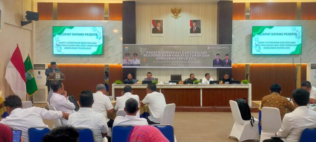 Wakili Walikota, Kepala Bapenda Kota Palembang, Membuka Rakorev BPHTB Tahun 2025 Wakili Walikota, Kepala Bapenda Kota Palembang, Membuka Rakorev BPHTB Tahun 2025