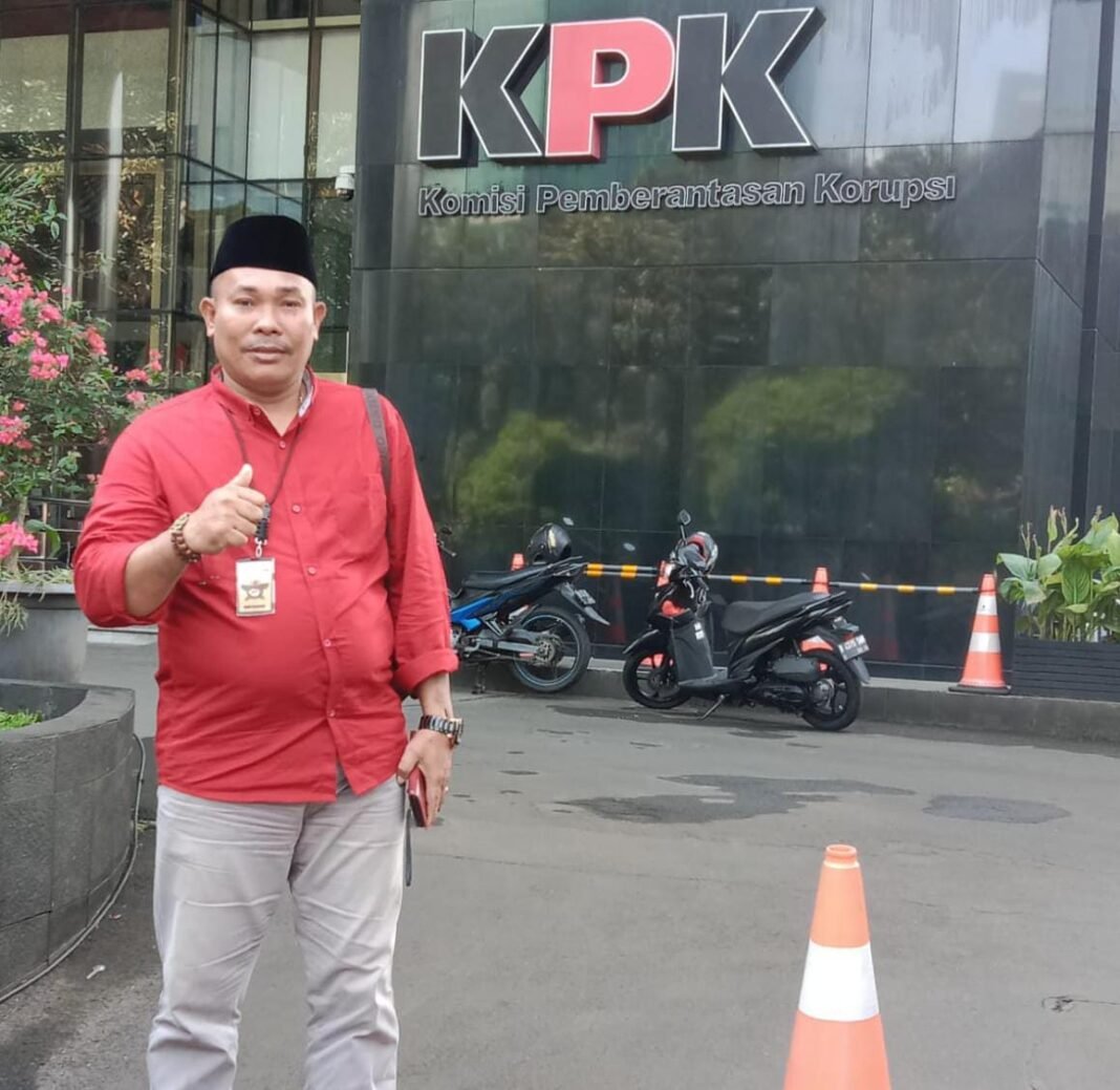Milenial Anti Korupsi Laporkan Dugaan Pekerjaan Proyek Diduga di Kondisikan dan Berpotensi Tindak Pidana KKN di Dinas PUPR Kabupaten Muara Enim Milenial Anti Korupsi Laporkan Dugaan Pekerjaan Proyek Diduga di Kondisikan dan Berpotensi Tindak Pidana KKN di Dinas PUPR Kabupaten Muara Enim