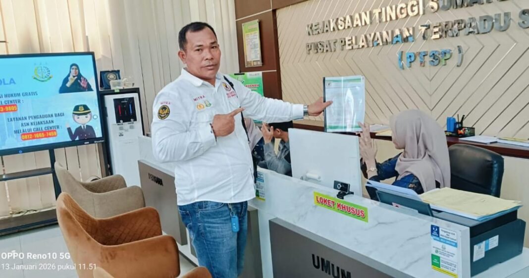 Dugaan KKN Dinas Pekerjaan Umum dan Penataan Ruang Kabupaten Musi Banyuasin Mako Laporkan ke Kejati Sumsel Dugaan KKN Dinas Pekerjaan Umum dan Penataan Ruang Kabupaten Musi Banyuasin Mako Laporkan ke Kejati Sumsel
