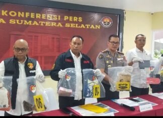 Direskrimum Polda Sumsel, Amankan Tersangka Pembunuhan Terhadap Wanita Pensiunan Guru di Palembang