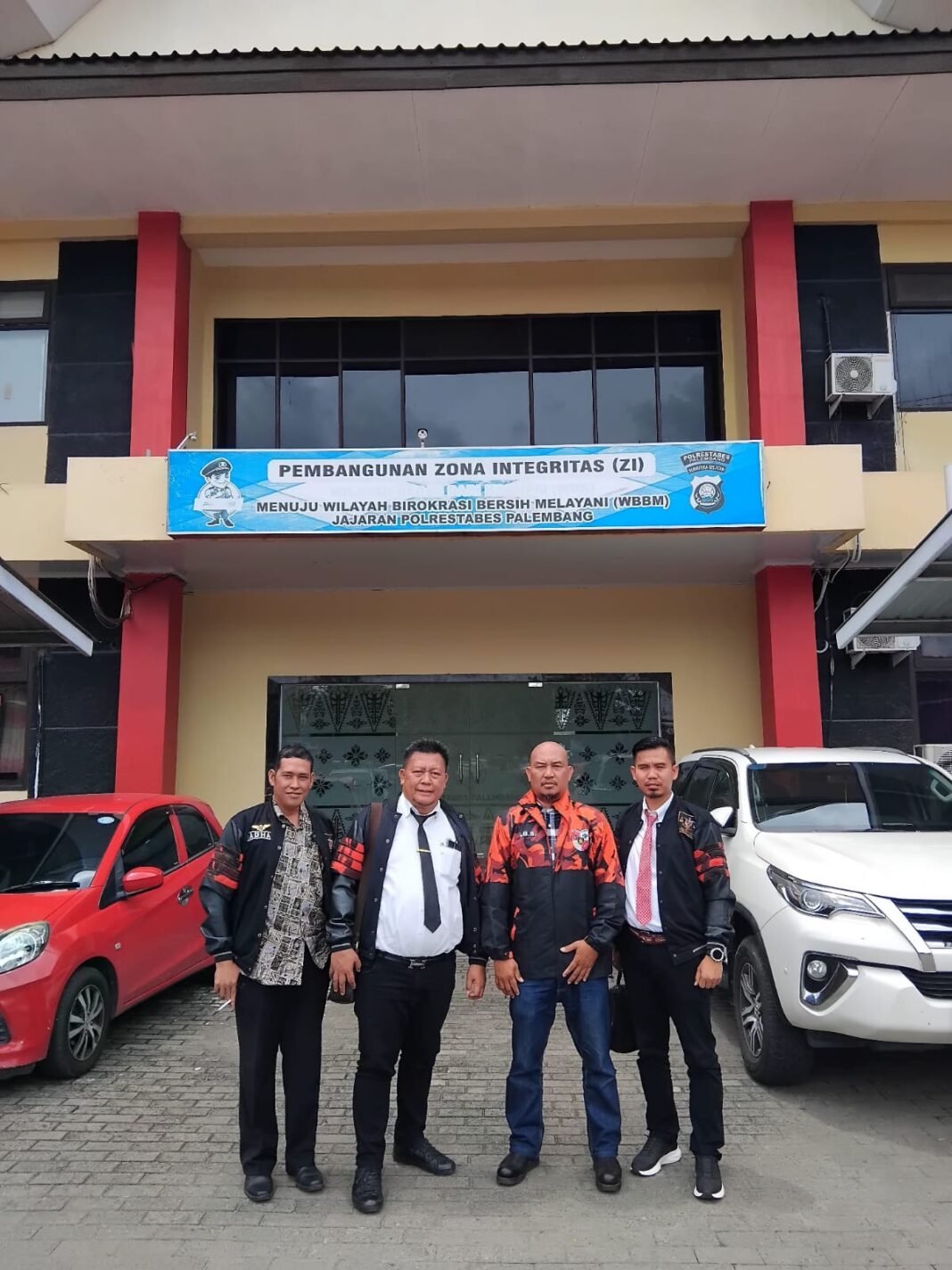 BPPH Pemuda Pancasila Sumatera Sumsel : Usut Dugaan Keracunan MBG di SMPN 31 Palembang BPPH Pemuda Pancasila Sumatera Sumsel : Usut Dugaan Keracunan MBG di SMPN 31 Palembang
