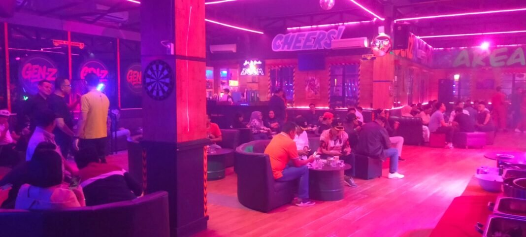 Gen-Z HYPE Zone Hadir Dengan Konsep Nongkrong Dan Party, Gelar Grand Opening di Palembang Gen-Z HYPE Zone Hadir Dengan Konsep Nongkrong Dan Party, Gelar Grand Opening di Palembang