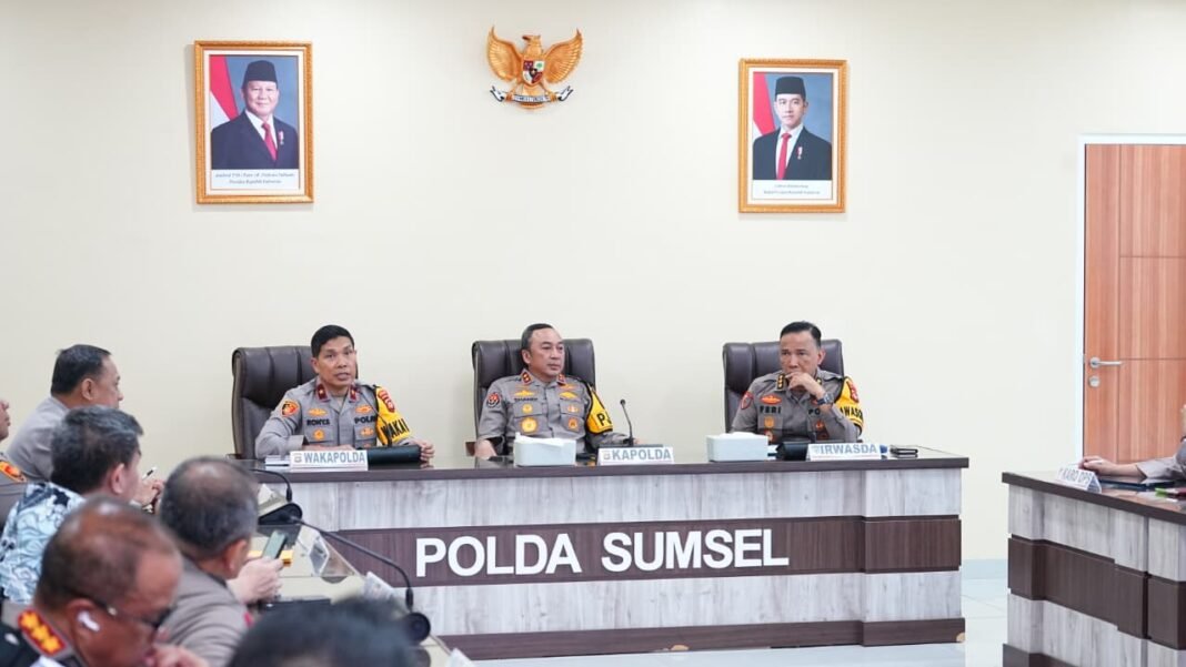 Kapolda Sumsel Tegaskan Gerak Cepat Ketahanan Pangan dan Sinergitas Ojol-Buruh Kapolda Sumsel Tegaskan Gerak Cepat Ketahanan Pangan dan Sinergitas Ojol-Buruh