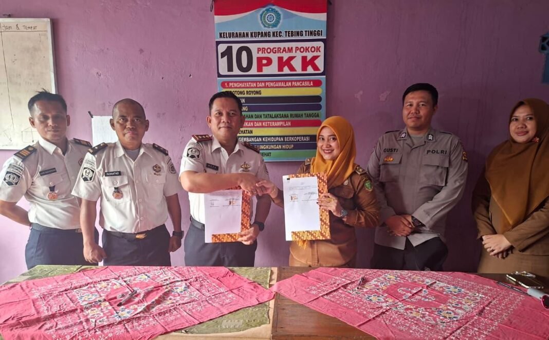 Lapas Empat Lawang Teken MoU Desa Binaan bersama Kelurahan Kupang dan Desa Kemang Manis, Perkuat Sinergitas Lapas Empat Lawang Teken MoU Desa Binaan bersama Kelurahan Kupang dan Desa Kemang Manis, Perkuat Sinergitas