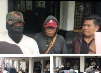 Massa KARSS Gelar Aksi Demo Meminta Copot Jabatan Kadis Damkar dan Wawako Palembang Mundur Dari Jabatannya