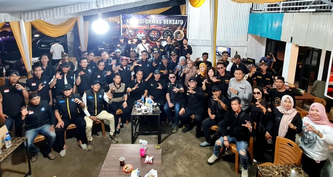 Koalisi Ormas Bersatu Gelar Malam Puncak Perayaan Hari Jadi Kota Palembang ke-1343 di Markas DPP HSB Koalisi Ormas Bersatu Gelar Malam Puncak Perayaan Hari Jadi Kota Palembang ke-1343 di Markas DPP HSB