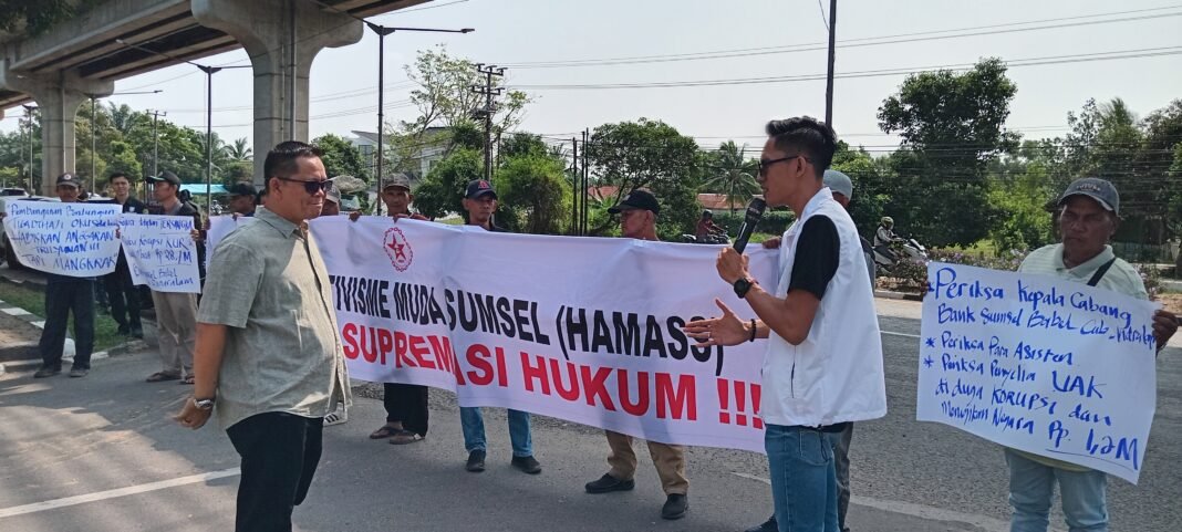 HAMASS Desak Kejati Sumsel Bongkar Dugaan Korupsi amegah Proyek Pembangunan Bendungan Tigadihaji OKU Selatan pada BBWSS VIII yang Diduga Mangkrak HAMASS Desak Kejati Sumsel Bongkar Dugaan Korupsi amegah Proyek Pembangunan Bendungan Tigadihaji OKU Selatan pada BBWSS VIII yang Diduga Mangkrak