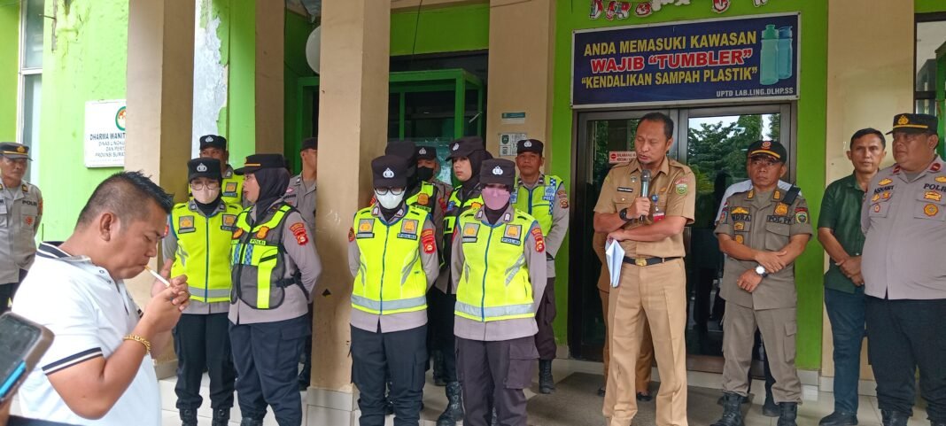 Diduga Mencemari Lingkungan, 42 Perusahan, Massa Jakor Sumsel Minta Dinas Lingkungan Hidup dan Pertanahan Prov. Sumsel Cabut Izin Usaha Tersebut dan Berikan Sanksi Diduga Mencemari Lingkungan, 42 Perusahan, Massa Jakor Sumsel Minta Dinas Lingkungan Hidup dan Pertanahan Prov. Sumsel Cabut Izin Usaha Tersebut dan Berikan Sanksi