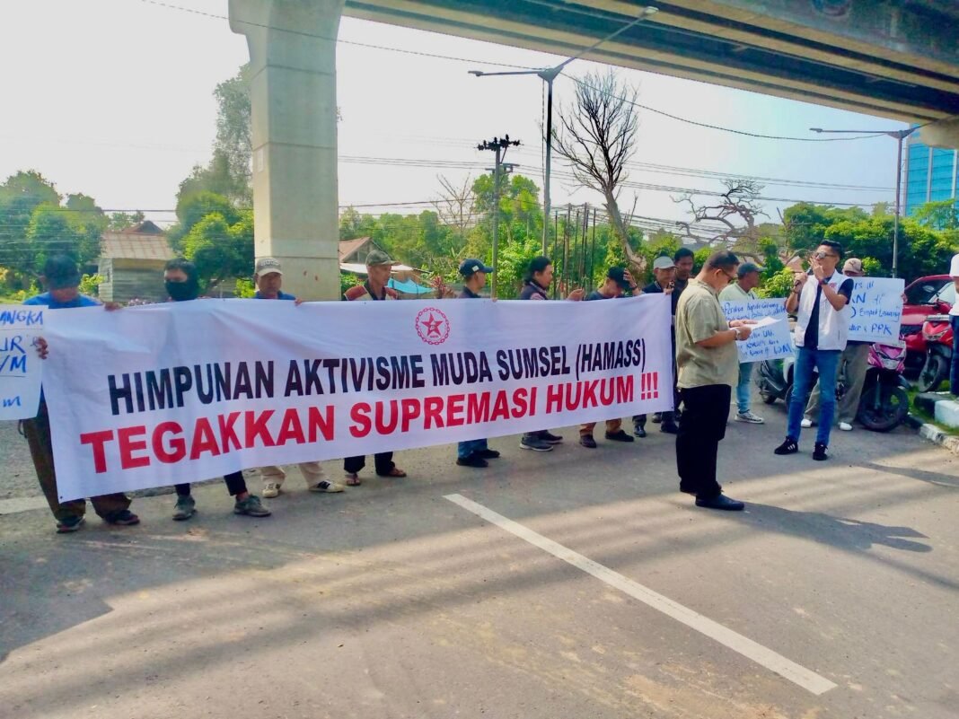 Rp.1,2 Miliar Kelebihan Bayar Perjalanan Dinas, Masa HAMASS Desak Kejati Sumsel Periksa Sekwan, PPK dan PPTK Sekretariat DPRD Empat Lawang Rp.1,2 Miliar Kelebihan Bayar Perjalanan Dinas, Masa HAMASS Desak Kejati Sumsel Periksa Sekwan, PPK dan PPTK Sekretariat DPRD Empat Lawang