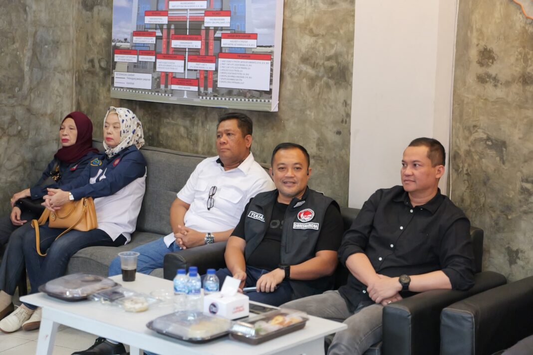 Bukan Sekadar Kedai Kopi, Kafe Buruh Presisi Polda Sumsel Jadi Model Baru Kehadiran Negara di Tengah Persoalan Ketenagakerjaan Bukan Sekadar Kedai Kopi, Kafe Buruh Presisi Polda Sumsel Jadi Model Baru Kehadiran Negara di Tengah Persoalan Ketenagakerjaan