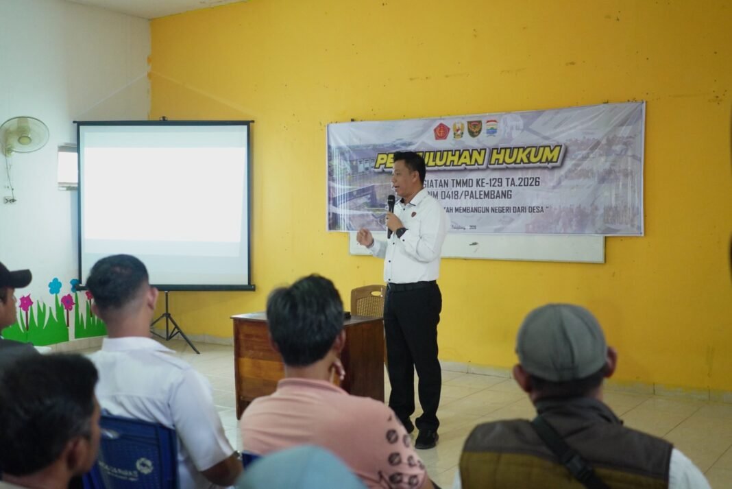 Satgas Kodim 0418/Palembang Bekali Warga dengan Penyuluhan Hukum, TMMD KE-129 KODIM 0418/PALEMBANG Hari Ke-13 TMMD Satgas Kodim 0418/Palembang Bekali Warga dengan Penyuluhan Hukum, TMMD KE-129 KODIM 0418/PALEMBANG Hari Ke-13 TMMD