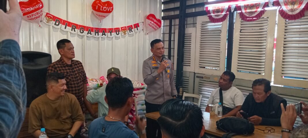 Kapolrestabes Palembang Apresiasi Silaturahmi SCW Sumsel, Tegaskan Pentingnya Kolaborasi Polri, Pers, dan Masyarakat Kapolrestabes Palembang Apresiasi Silaturahmi SCW Sumsel, Tegaskan Pentingnya Kolaborasi Polri, Pers, dan Masyarakat