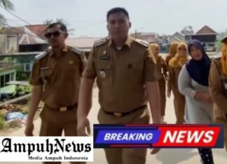 Camat Kertapati Tinjau Jembatan Gledek yang Kini Berganti Nama Jadi Jalan Jembatan Plat Biru