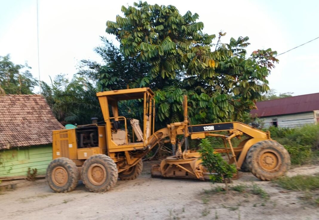 Diduga Dipakai Perbaiki Jalan Perusahaan, HAMASS Soroti Penggunaan Aset Negara di Musi Rawas Diduga Dipakai Perbaiki Jalan Perusahaan, HAMASS Soroti Penggunaan Aset Negara di Musi Rawas