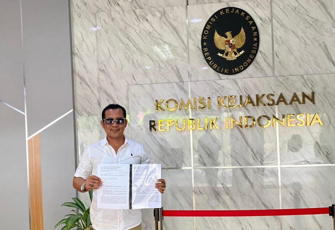 Kawal Kasus Irigasi Air Lemutu, SIRA-PST Laporkan Kasidik Kejaksaan ke Komisi Kejaksaan RI Kawal Kasus Irigasi Air Lemutu, SIRA-PST Laporkan Kasidik Kejaksaan ke Komisi Kejaksaan RI