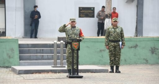Danrem 044/Gapo Pimpin Langsung Gelar Pasukan Pengamanan Kunker Presiden RI Danrem 044/Gapo Pimpin Langsung Gelar Pasukan Pengamanan Kunker Presiden RI