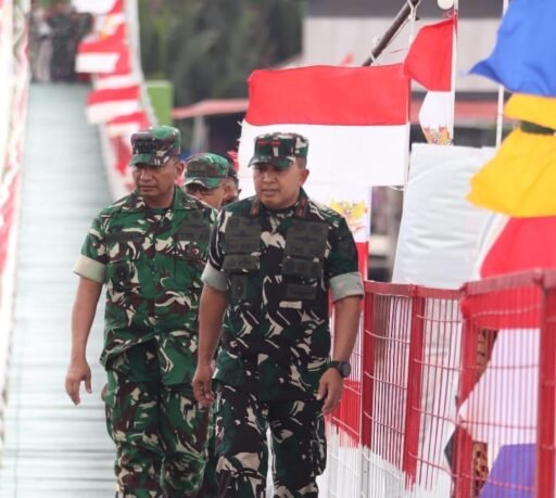 Danrem 044/Gapo Hadiri Peresmian Jembatan Gantung Garuda Merah Putih Kuala Duabelas Danrem 044/Gapo Hadiri Peresmian Jembatan Gantung Garuda Merah Putih Kuala Duabelas
