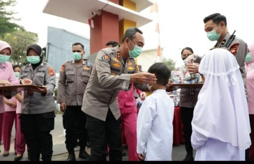 Hadapi Dampak Asap Karhutla, Polda Sumsel Perkuat Perlindungan Kesehatan Masyarakat Hadapi Dampak Asap Karhutla, Polda Sumsel Perkuat Perlindungan Kesehatan Masyarakat