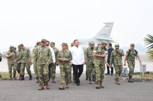 Danrem 044/Gapo Sambut Kehadiran Kasad Jenderal TNI Maruli Simanjuntak di Palembang Danrem 044/Gapo Sambut Kehadiran Kasad Jenderal TNI Maruli Simanjuntak di Palembang