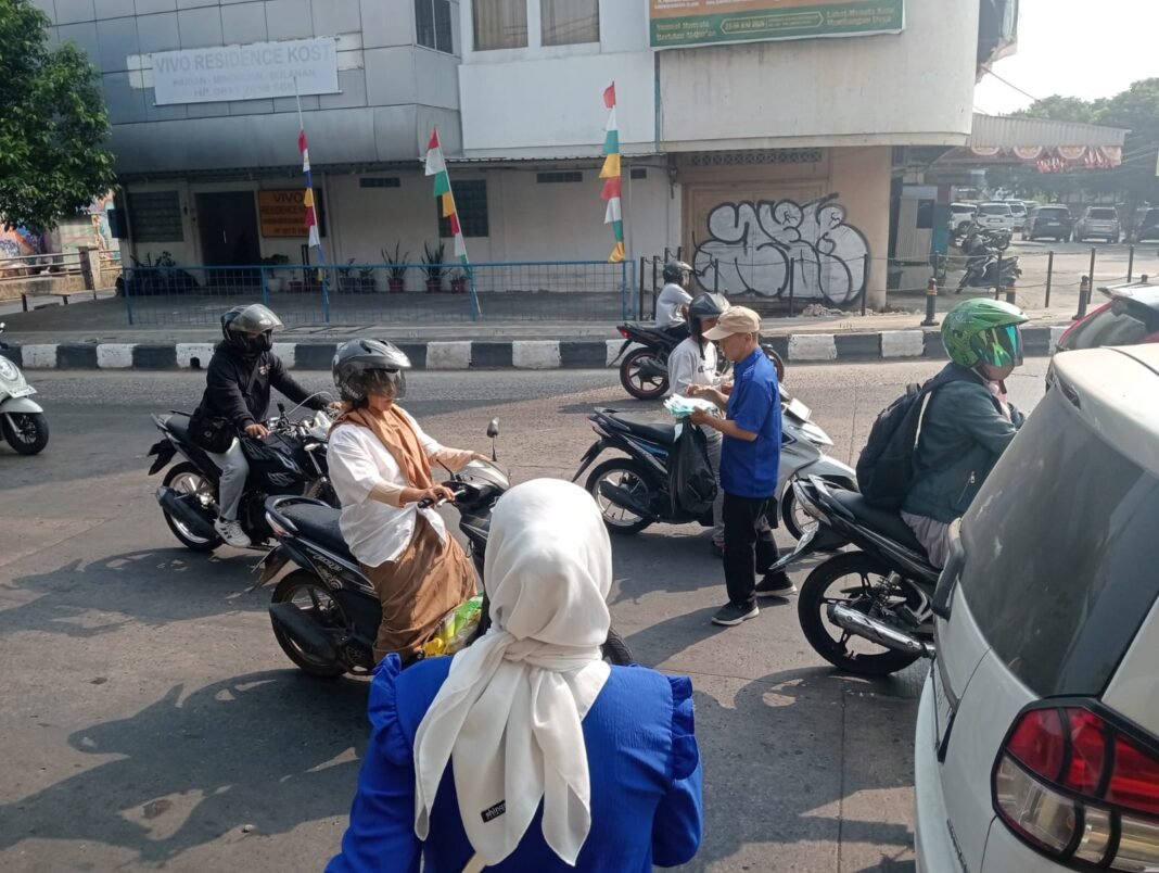 Ribuan Masker Dibagikan Untuk Pengendara Di Dua Titik Berbeda, Berikut Yang Disampaikan Ribuan Masker Dibagikan Untuk Pengendara Di Dua Titik Berbeda, Berikut Yang Disampaikan