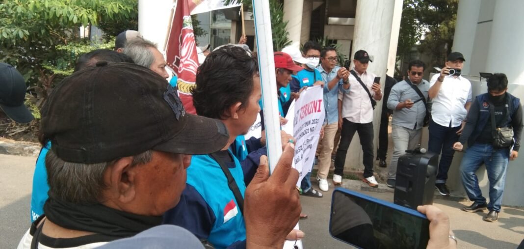 Anggaran Solar Cell Dishub Palembangy Tembus Rp176,6 Miliar, SIRA-PST Minta Kejari Periksa 2025-2026 Anggaran Solar Cell Dishub Palembangy Tembus Rp176,6 Miliar, SIRA-PST Minta Kejari Periksa 2025-2026
