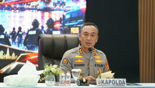 Kapolda Sumsel Instruksikan Pembentukan Tim Solid Hadirkan Rasa Aman Lewat Operasi Sikat I Musi 2026 Kapolda Sumsel Instruksikan Pembentukan Tim Solid Hadirkan Rasa Aman Lewat Operasi Sikat I Musi 2026