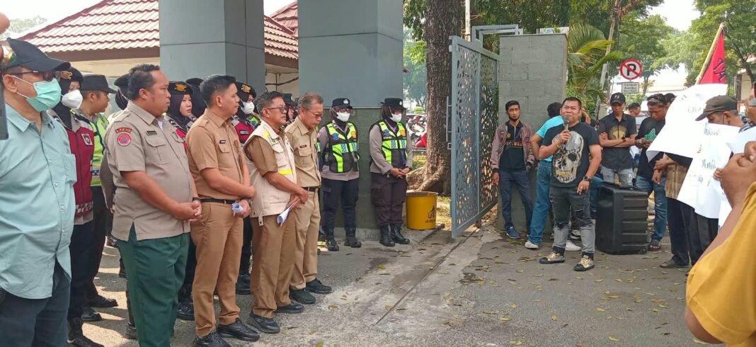 ISPU Palembang Disebut Capai 378, JAKOR Sumsel Tuntut Evaluasi Penanganan Karhutla ISPU Palembang Disebut Capai 378, JAKOR Sumsel Tuntut Evaluasi Penanganan Karhutla