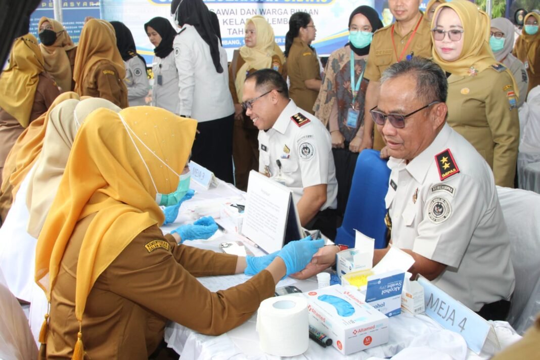 Rutan Kelas I Palembang Gelar Cek Kesehatan Gratis bagi Pegawai dan Warga Binaan, Perkuat Pelayanan Kesehatan Rutan Kelas I Palembang Gelar Cek Kesehatan Gratis bagi Pegawai dan Warga Binaan, Perkuat Pelayanan Kesehatan