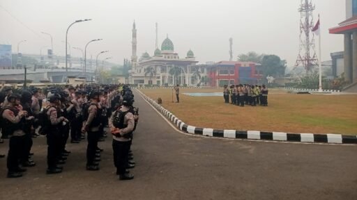 572 Personel Disiagakan, Polda Sumsel Pastikan Pengamanan Unjuk Rasa Berjalan Profesional 572 Personel Disiagakan, Polda Sumsel Pastikan Pengamanan Unjuk Rasa Berjalan Profesional